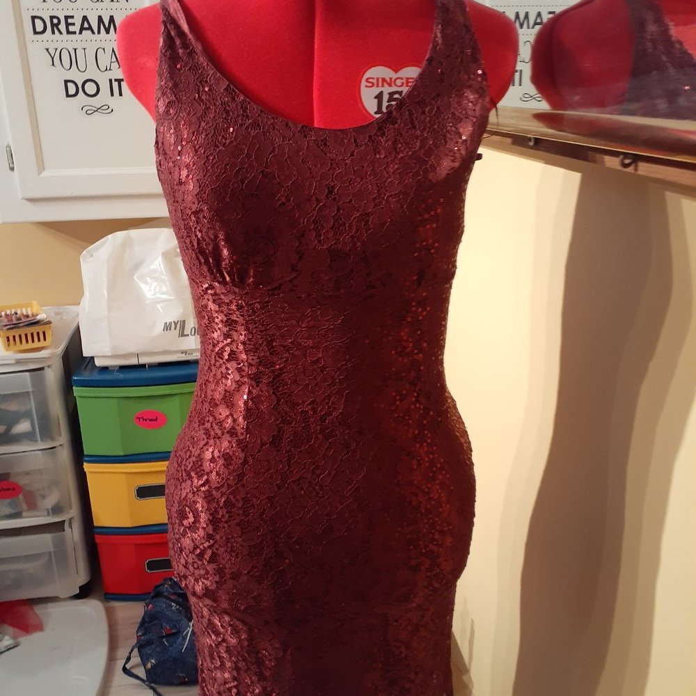 Dress - Picture 2 of 6